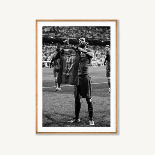 Lionel Messi in Tasmanian Oak Frame | Atollo Printshop